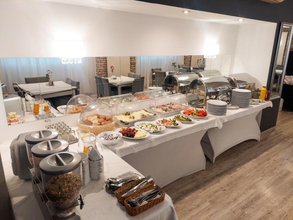 Karat Bed & Breakfast Warsaw Luaran gambar