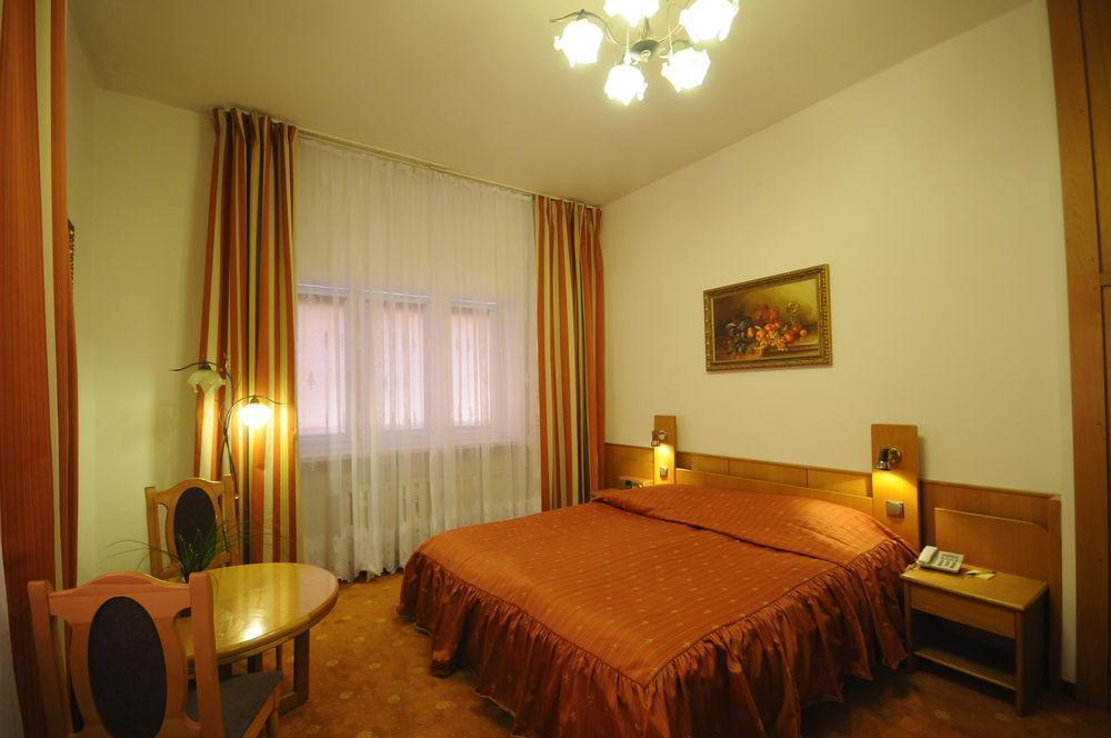 Karat Bed & Breakfast Warsaw Bilik gambar